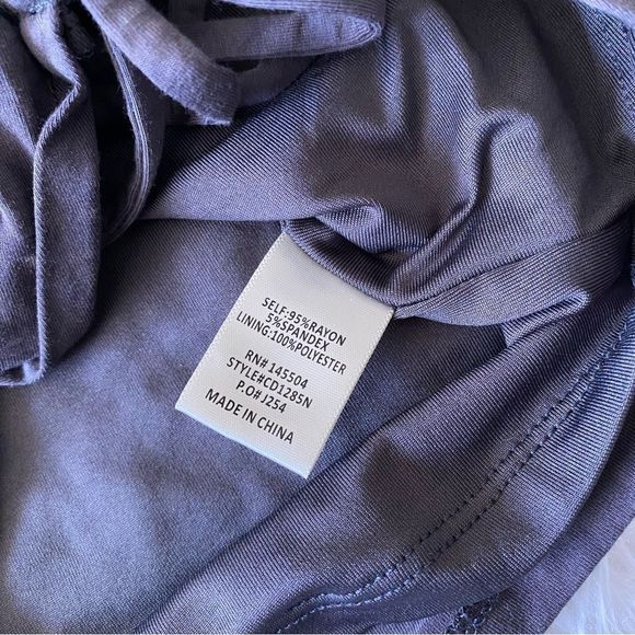 Bodycon Ruched Dress - Picture 8 of 8